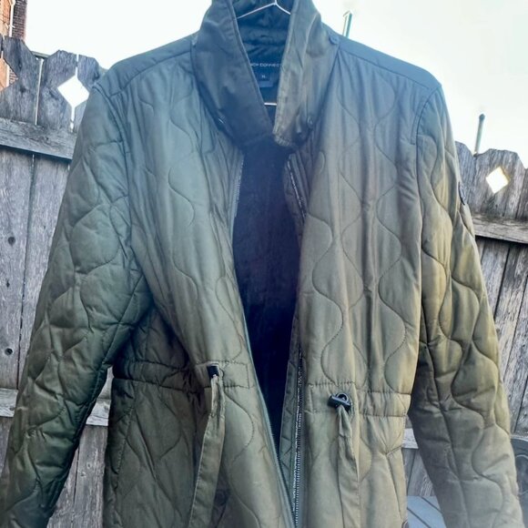 French Connection Quilted jacket, barn coat, Removable Hood, Lite Parka - Picture 2 of 7